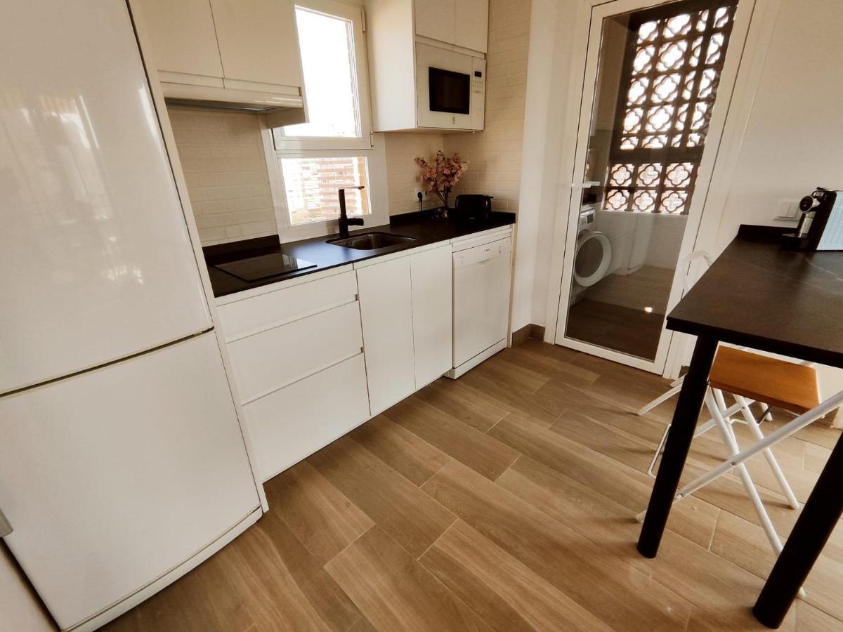Appartement Sea View Monver 5 *